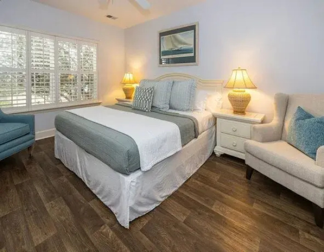 Windward Point Condominiums