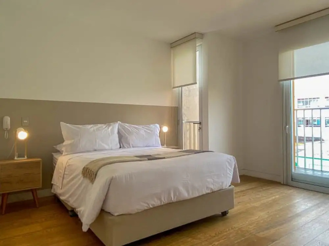 w Bright 2BR Duplex With Balcony in Barranco