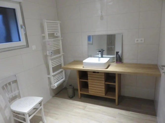 3 Bedrooms Apartment