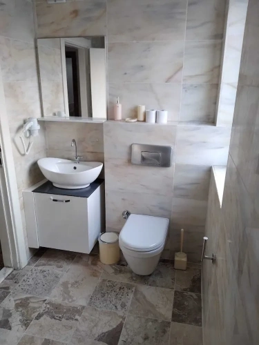 1 Bedroom Apartment with sea view