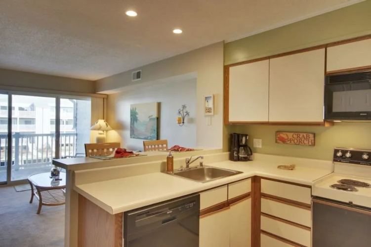 Hidden Harbour C211 - 1 Br Condo