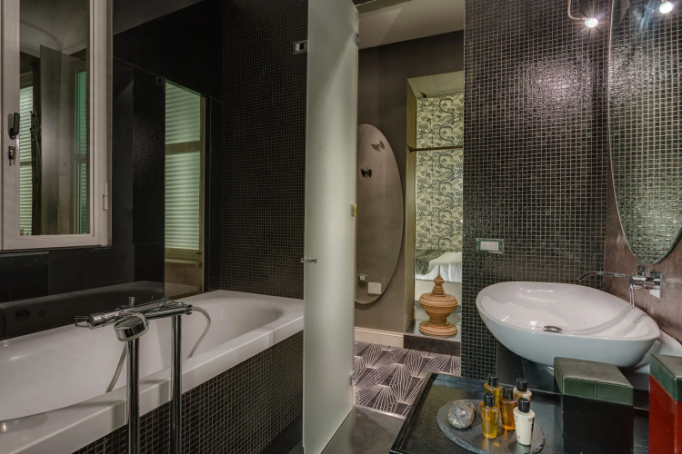 Premium Private Suites