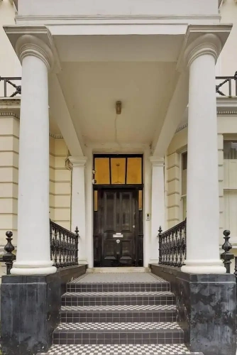 90 Lexham Gardens