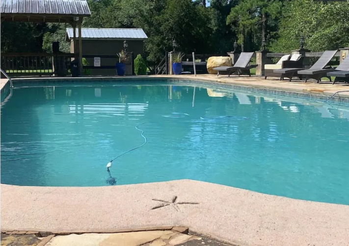 Beachwoods Inn