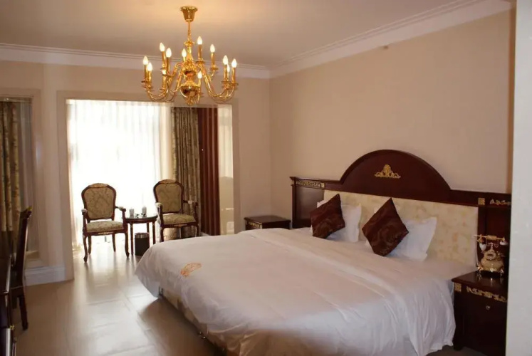 Beijing Floral Plaza Hot Spring Hotel