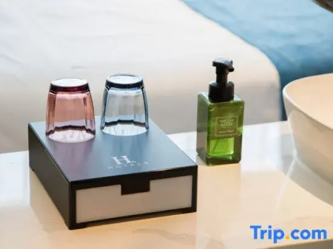 H Hotel (Linfen Houma Xintian Square)