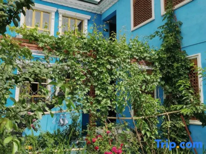 Yijing Farmhouse