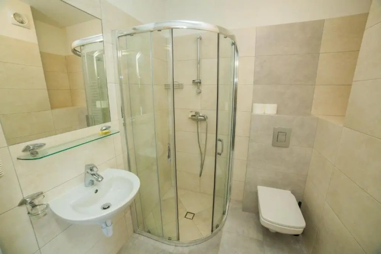 Standard Triple room with balcony