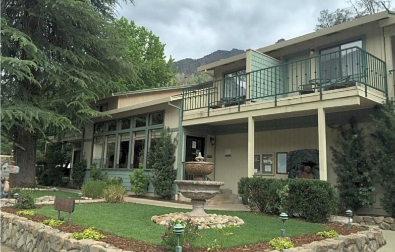 Cedar Lodge photo 15