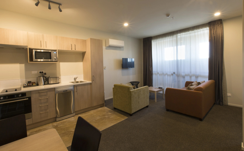 2 Bedrooms Apartment