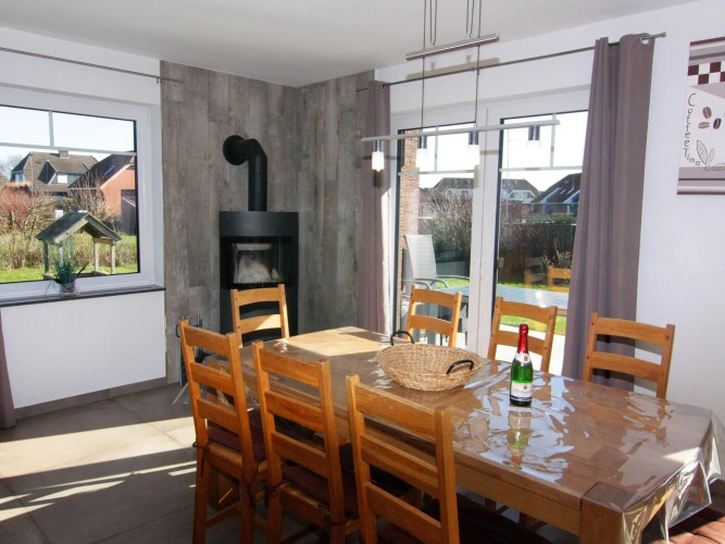 Komfortables Ferienhaus in Friedrichskoog-spitze