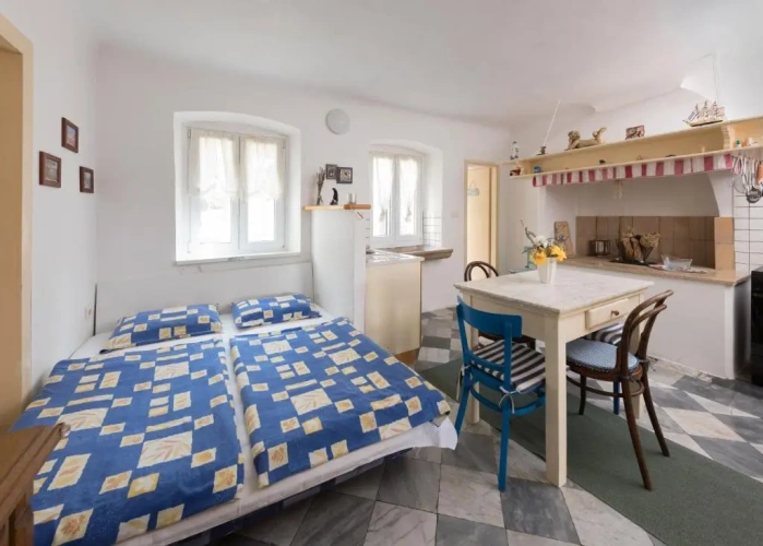 1 Bedroom Apartment with balcony and with sea view