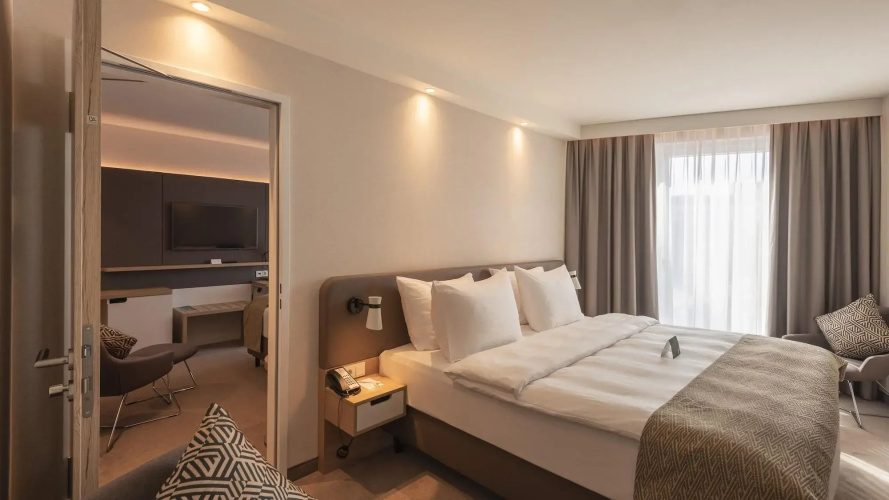 Holiday Inn Hamburg - Berliner Tor by IHG