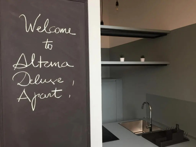 Altana Deluxe Apart