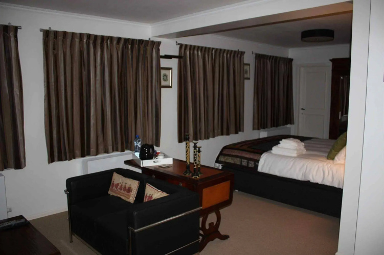 The Townhouse Bed & Breakfast