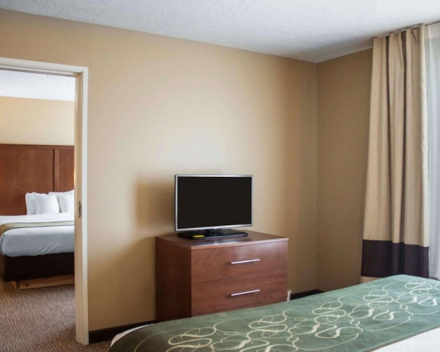 Quadruple Suite
