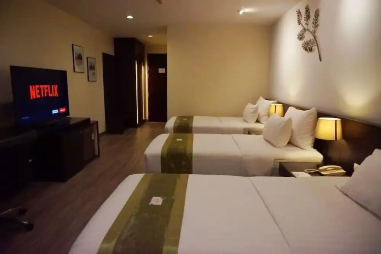 Standard Triple room with balcony