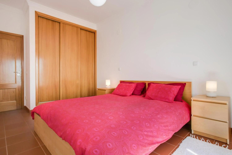 Meia Praia Beach Apartment