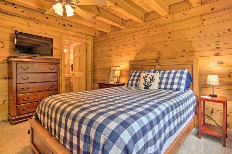3 Bedrooms Cottage