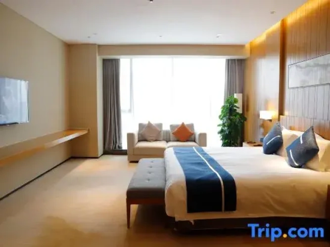 Ambassador Double Suite