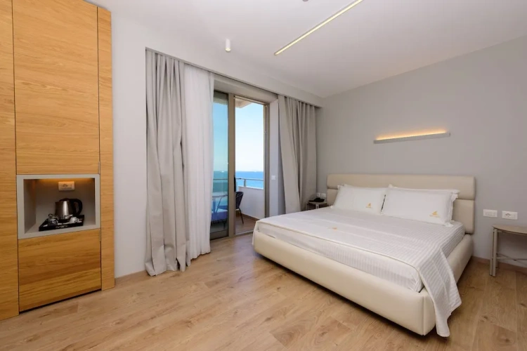 Standard Double room with sea view