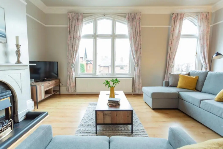 Kings Apartment
