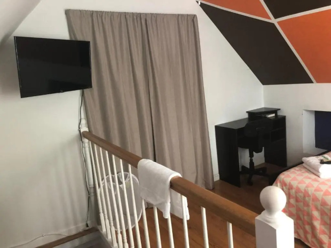 Hollywood Rentals LLC
