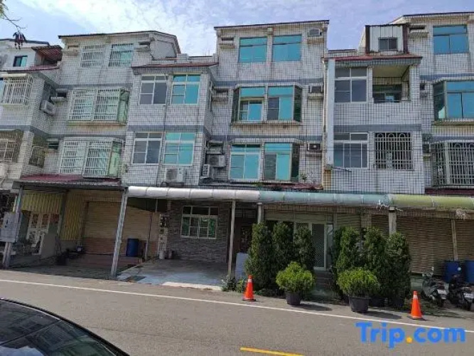 Sun Moon Star Hostel - 자이 현