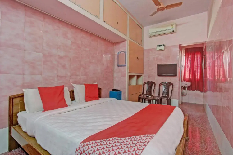 OYO 23672 Annai Residency