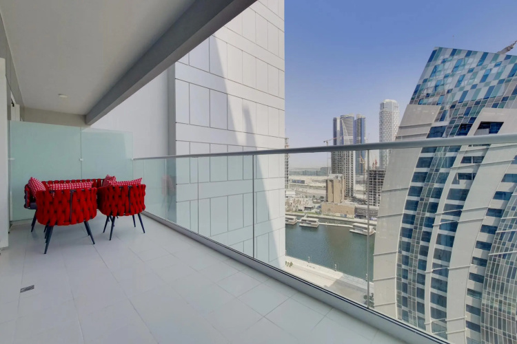 Business Bay - Vera Residences 2011