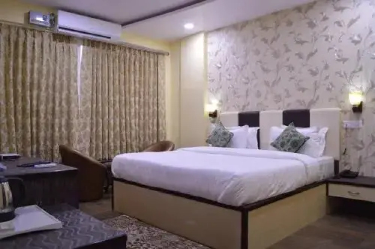 Hotel Sun Shine & Resort Satna