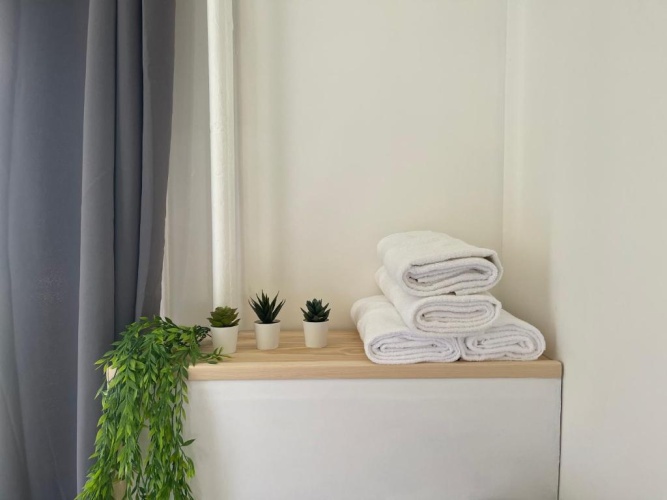 2 Bedrooms Apartment