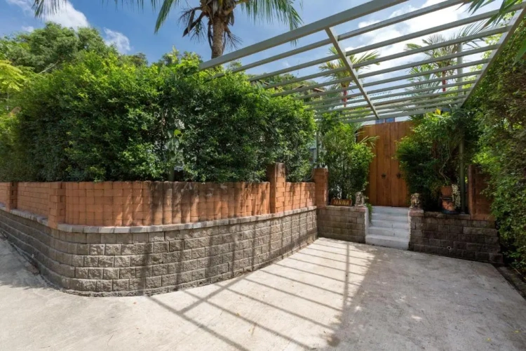 3 Bedrooms Villa