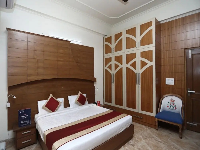 Encasa By OYO Rooms