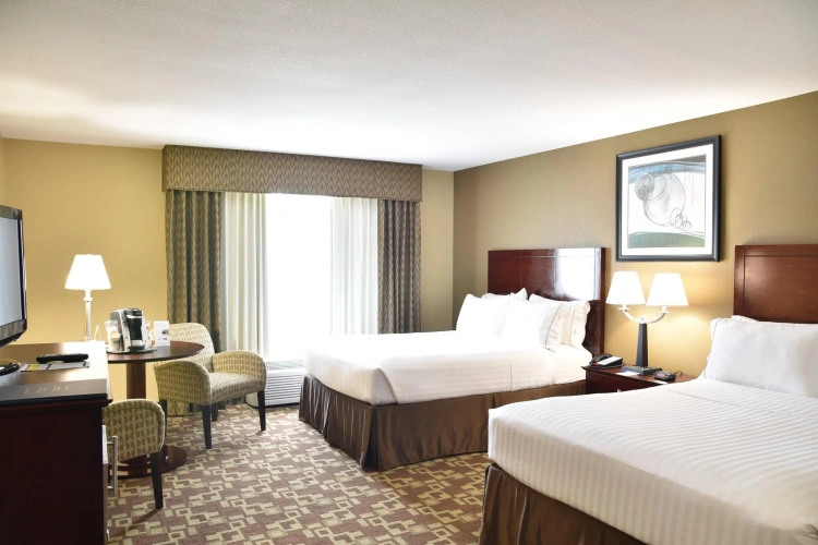 Quadruple Suite