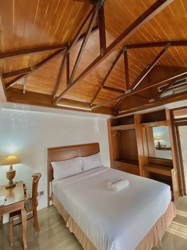 Chrome Hotel & Resort Solo