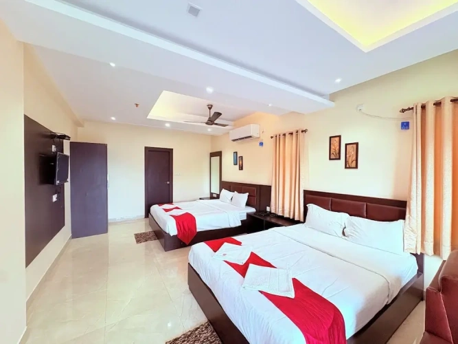 1 Bedroom Grand Double room with city view