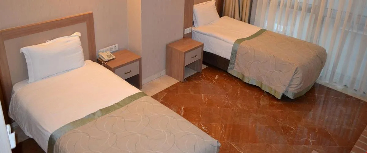 Engin Otel Izmir