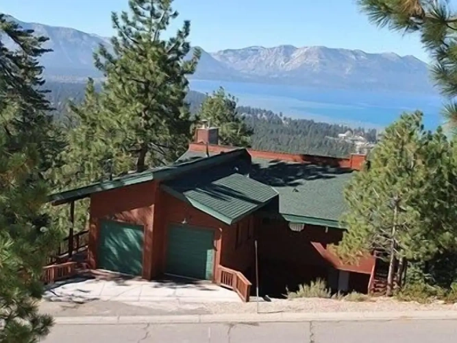 5 Bedrooms Cottage