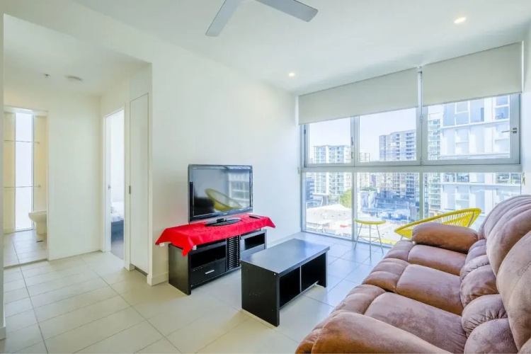 Sofun Apartment In Newstead