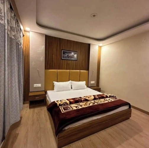 Deluxe Single room with land view