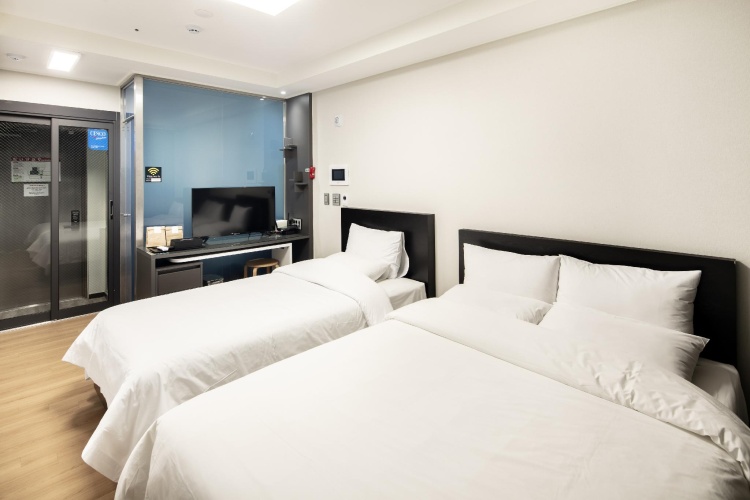 Superior Twin room