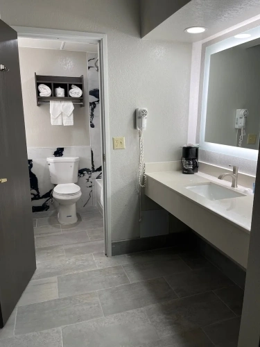 Deluxe Double Suite