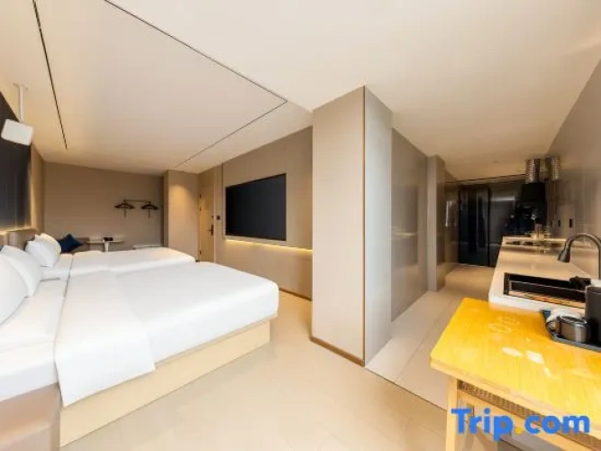 Family Suite with balcony