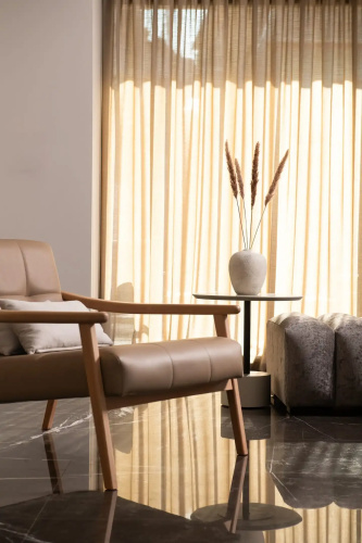 Naus Hotel