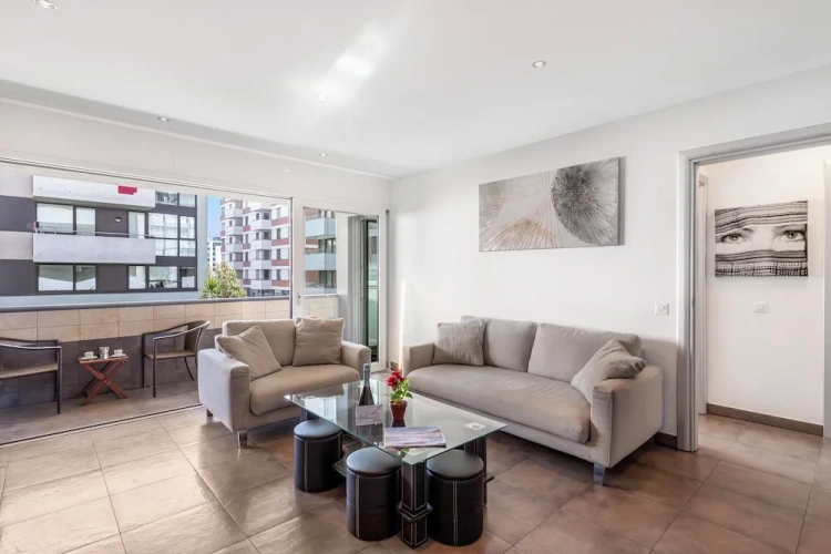 Family Apartment with balcony