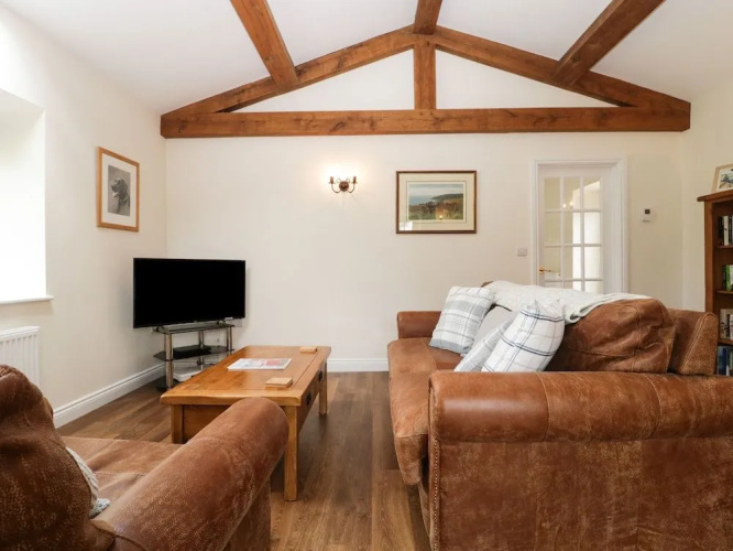 Little Fulford Barn