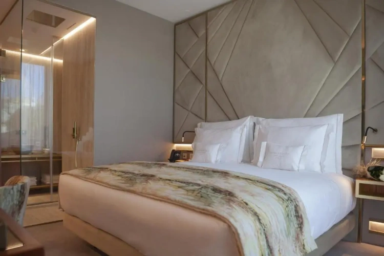 Deluxe Double room with balcony