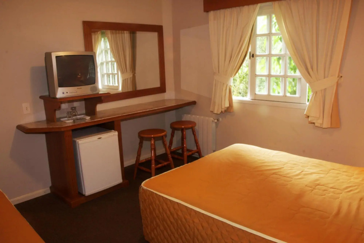 Hotel Galo Vermelho