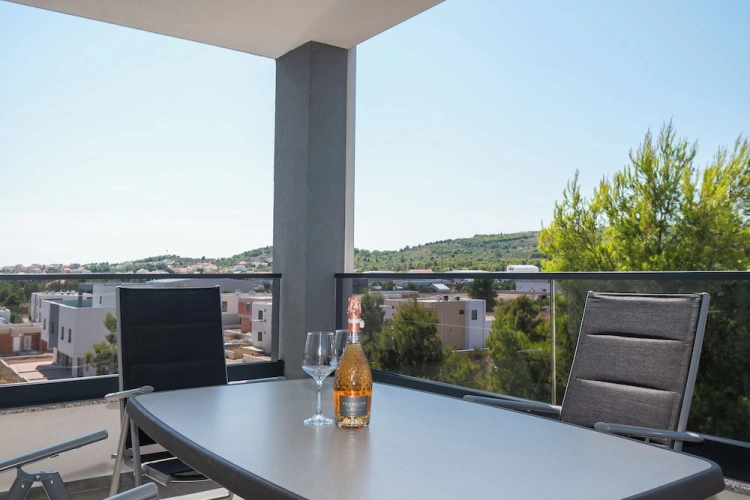 Apartment with balcony